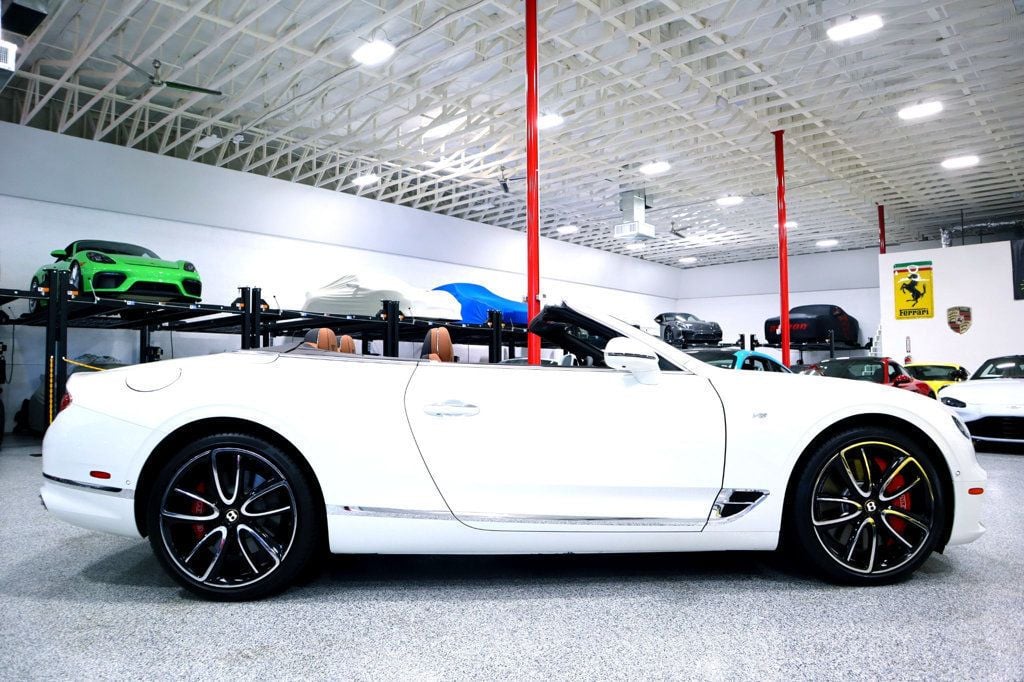 2020 Bentley GTC MULLINER * ONLY 4,731 MILES...Mulliner Pkg ($18K) Option - 22546217 - 8