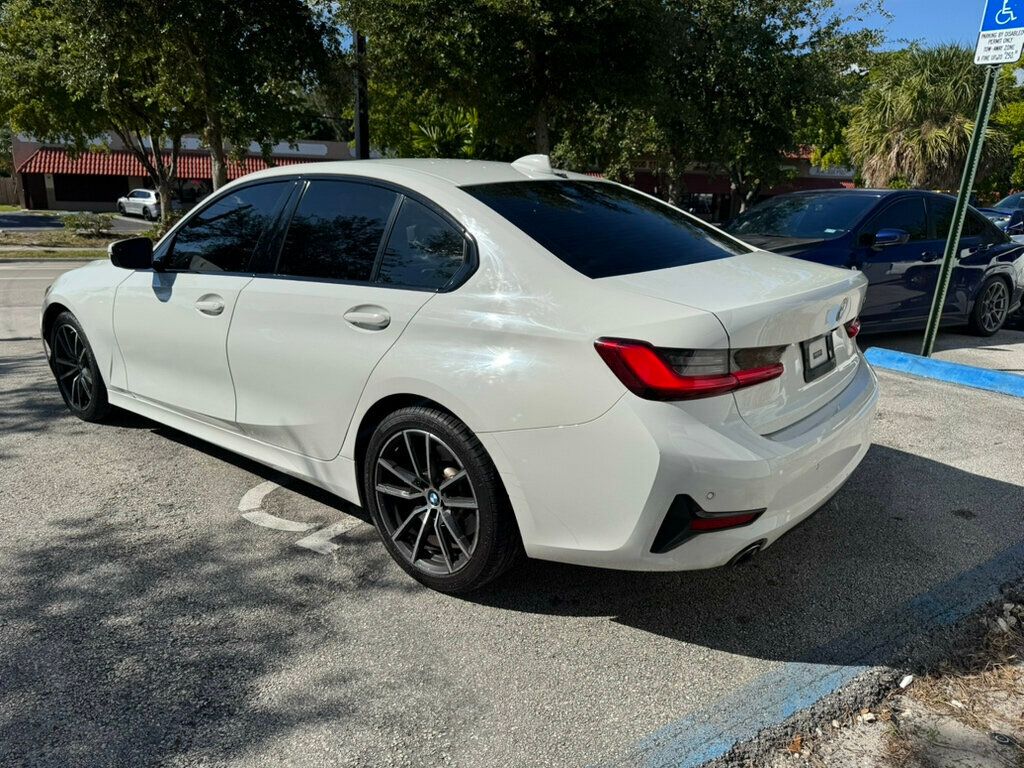 2020 BMW 3 Series 330i - 22948067 - 3