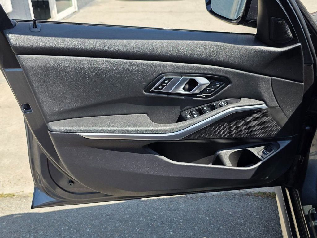 2020 BMW 3 Series 330i - 22916185 - 28