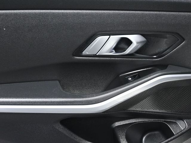 2020 BMW 3 Series 330i - 23042238 - 15
