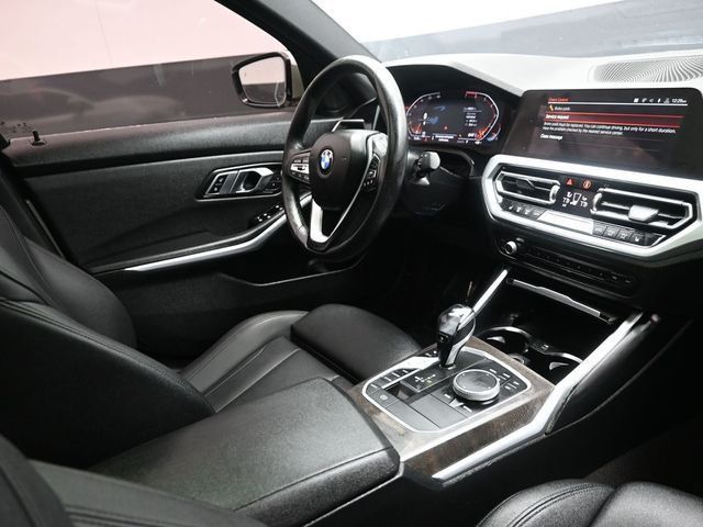 2020 BMW 3 Series 330i - 23042238 - 21