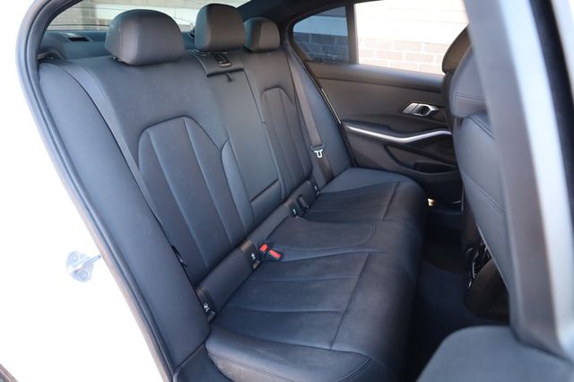 2020 BMW 3 Series 330i - 22970863 - 21