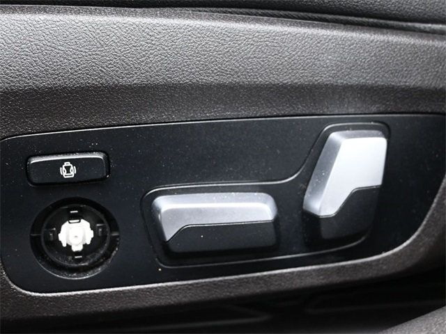 2020 BMW 3 Series 330i - 22954832 - 11