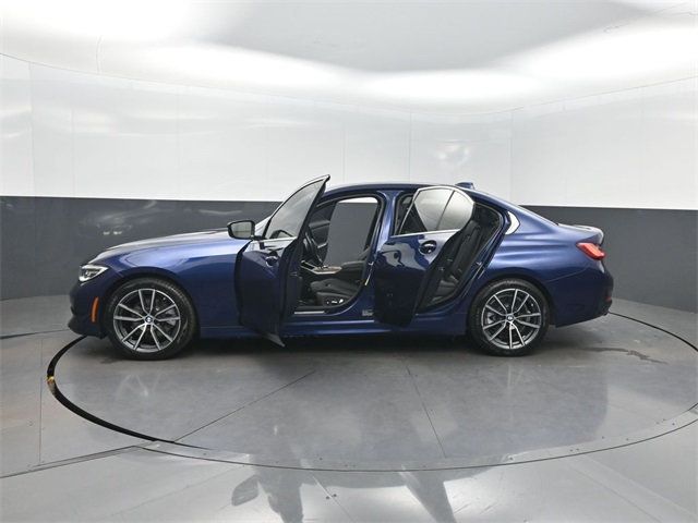 2020 BMW 3 Series 330i - 22954832 - 39