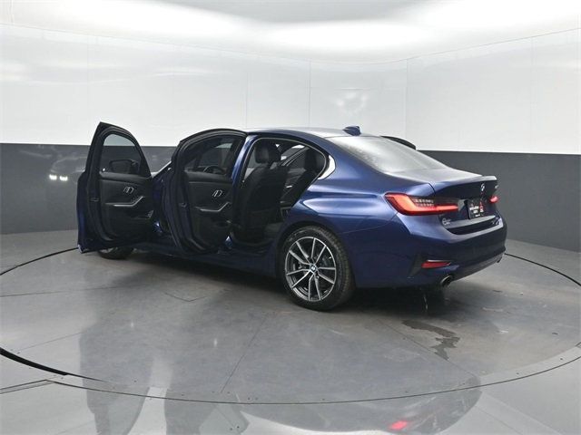 2020 BMW 3 Series 330i - 22954832 - 40