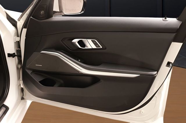2020 BMW 3 Series 330i - 23041085 - 25