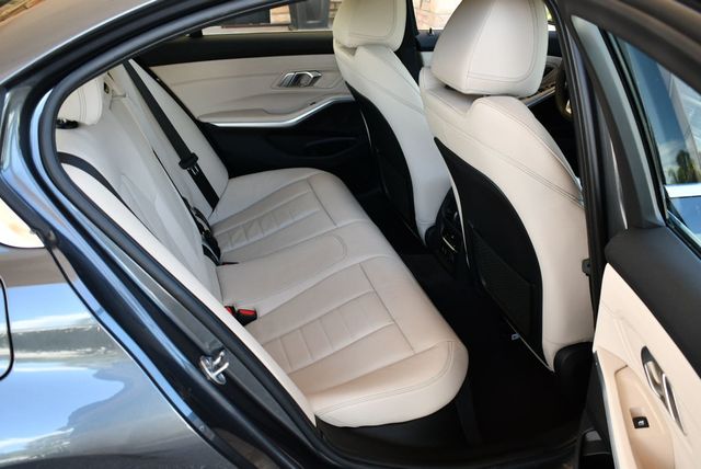 2020 BMW 3 Series 330i 4-Door Sedan W/Premium and Luxury Packages - 22878300 - 17