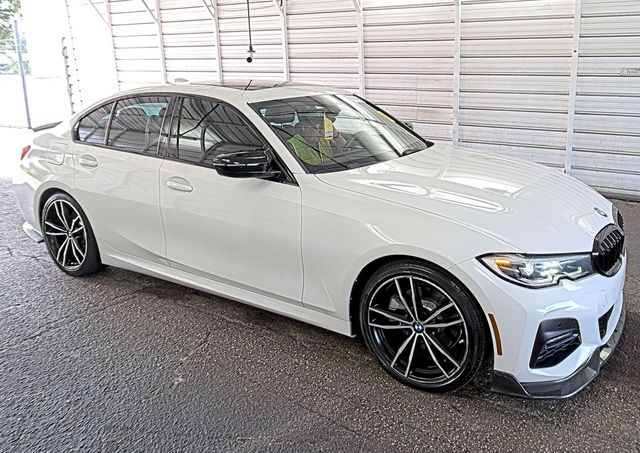2020 BMW 3 Series 330i - M Sport - 23061055 - 3
