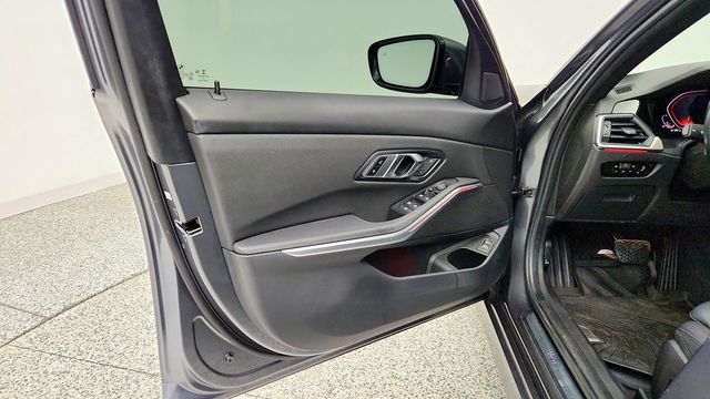 2020 BMW 3 Series 330i Sedan w/ Convenience Pkg, Live Cockpit Pro & Navigation - 23094186 - 10