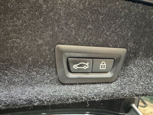 2020 BMW 3 Series 330i xDrive - 22967610 - 25