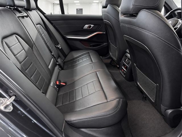 2020 BMW 3 Series 330i xDrive - 23091940 - 27
