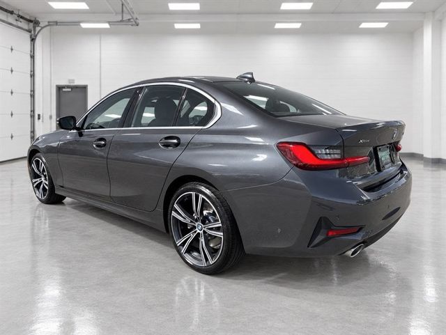 2020 BMW 3 Series 330i xDrive - 23091940 - 4