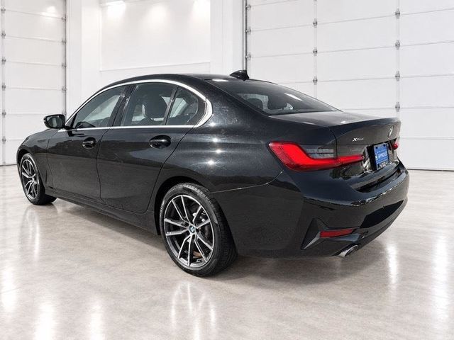 2020 BMW 3 Series 330i xDrive - 23097817 - 4