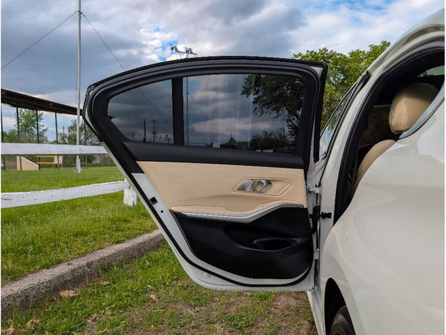 2020 BMW 3 Series 330i xDrive - 23022839 - 10