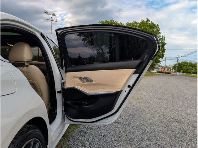 2020 BMW 3 Series 330i xDrive - 23022839 - 11