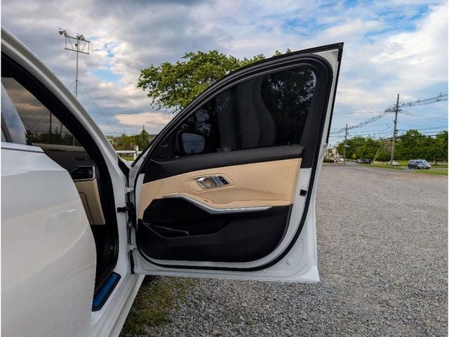 2020 BMW 3 Series 330i xDrive - 23022839 - 12