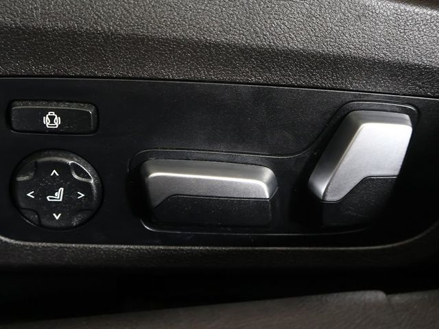 2020 BMW 3 Series 330i xDrive - 23015444 - 33