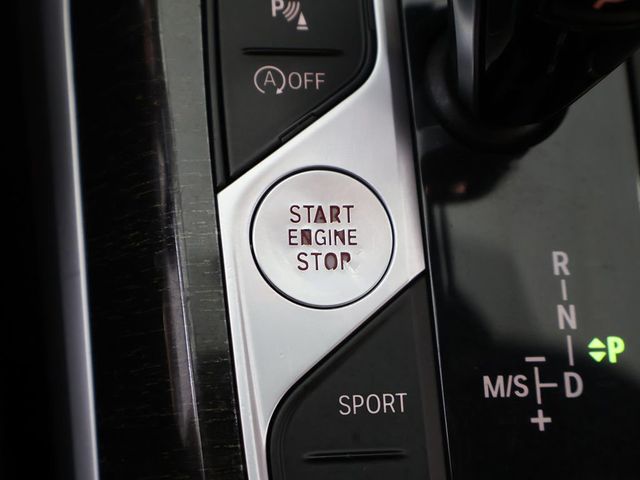 2020 BMW 3 Series 330i xDrive - 23015444 - 42