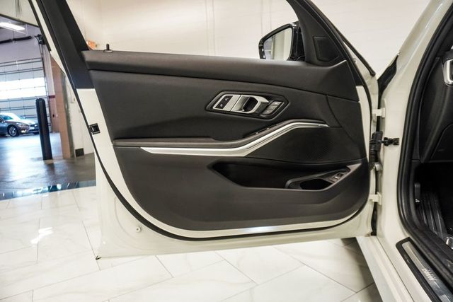 2020 BMW 3 Series 330i xDrive - 23011480 - 17