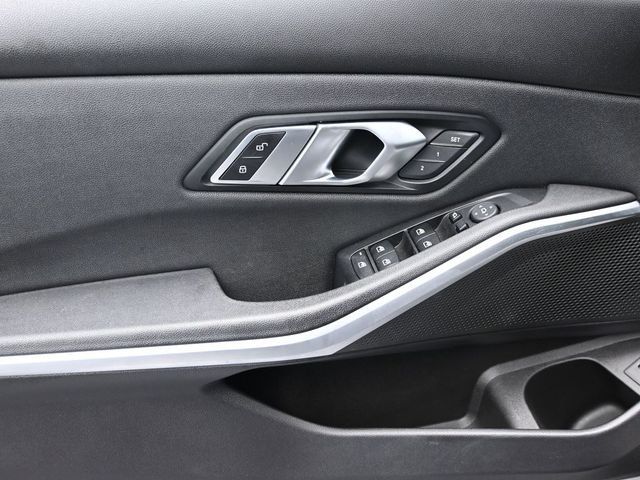 2020 BMW 3 Series 330i xDrive - 23004787 - 11