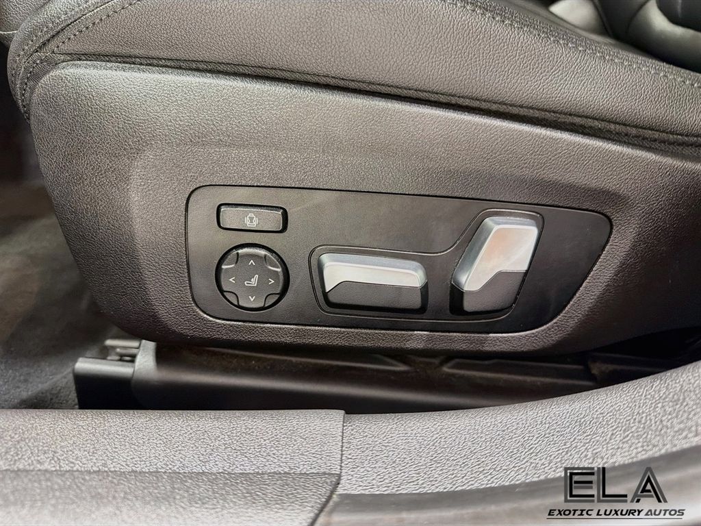 2020 BMW 3 Series 330i xDrive - 23061863 - 34