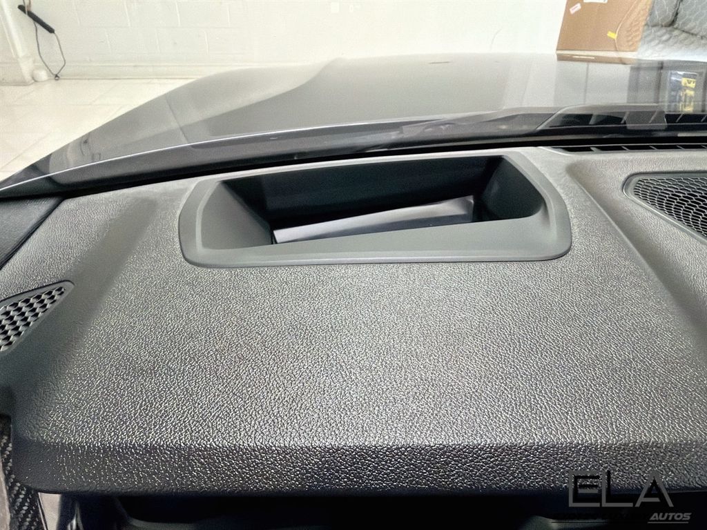 2020 BMW 3 Series 330i xDrive - 23061863 - 39