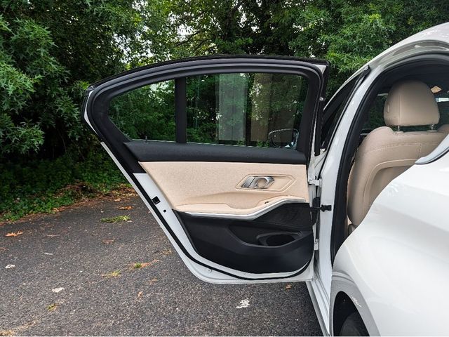 2020 BMW 3 Series 330i xDrive - 23042470 - 10