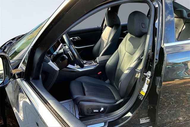 2020 BMW 3 Series 330i xDrive - 22940288 - 9