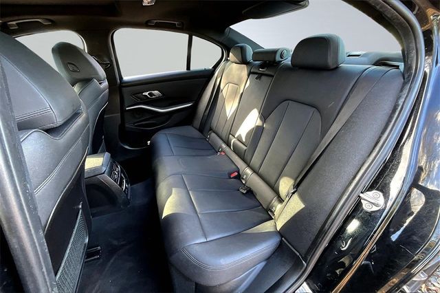 2020 BMW 3 Series 330i xDrive - 22940288 - 16