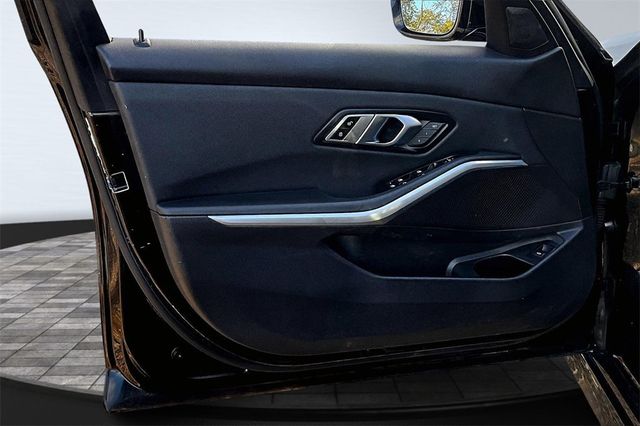 2020 BMW 3 Series 330i xDrive - 22940288 - 8