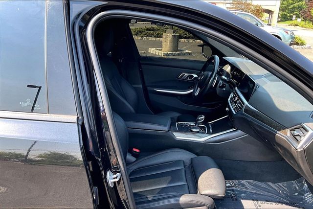 2020 BMW 3 Series 330i xDrive - 23050715 - 11