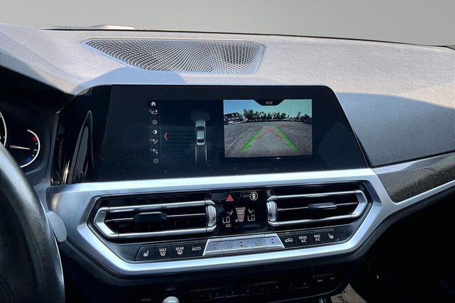 2020 BMW 3 Series 330i xDrive - 23050715 - 27