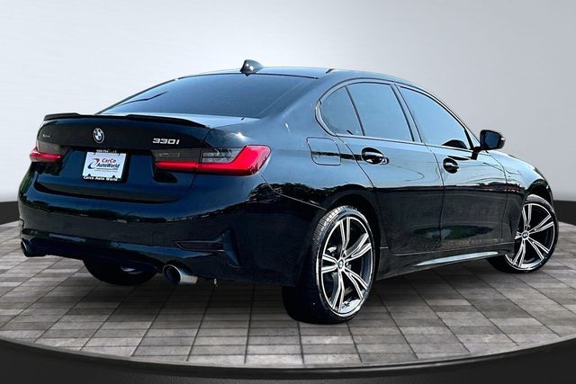 2020 BMW 3 Series 330i xDrive - 23050715 - 4