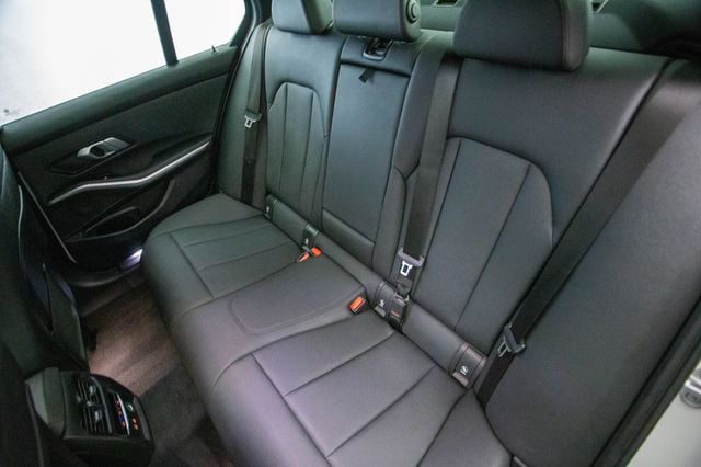 2020 BMW 3 Series 330i xDrive - 22992468 - 24