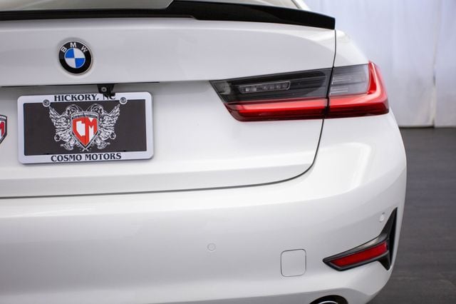 2020 BMW 3 Series 330i xDrive - 22992468 - 38