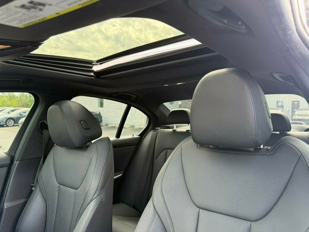 2020 BMW 3 Series 330i xDrive - 23016441 - 4
