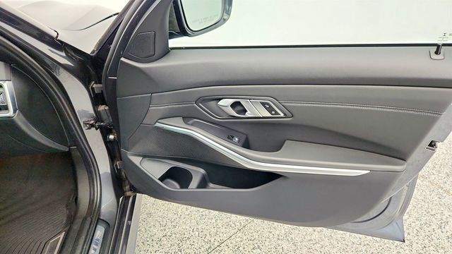 2020 BMW 3 Series M340i xDrive Sedan with Vernasca Leather & Premium Package - 22964034 - 25