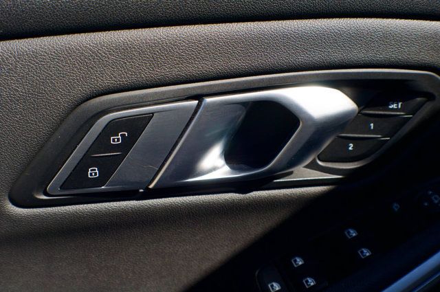 2020 BMW 3 Series MSRP$58195/M-340i/DrivingAssistancePkg/PremiumPkg/HeadsUpDisplay - 22987466 - 32