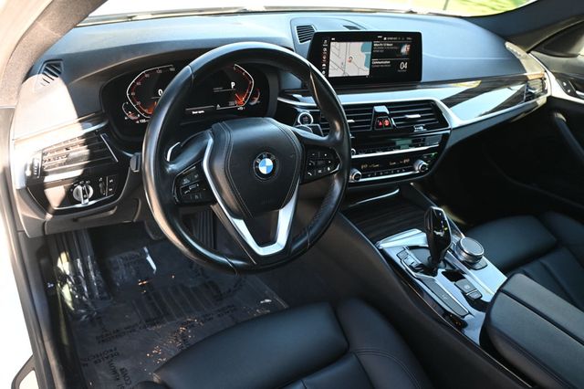 2020 BMW 5 Series 530i - 22955310 - 5