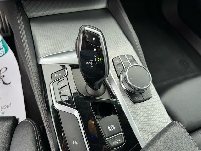 2020 BMW 5 Series 530i xDrive - 22989314 - 19