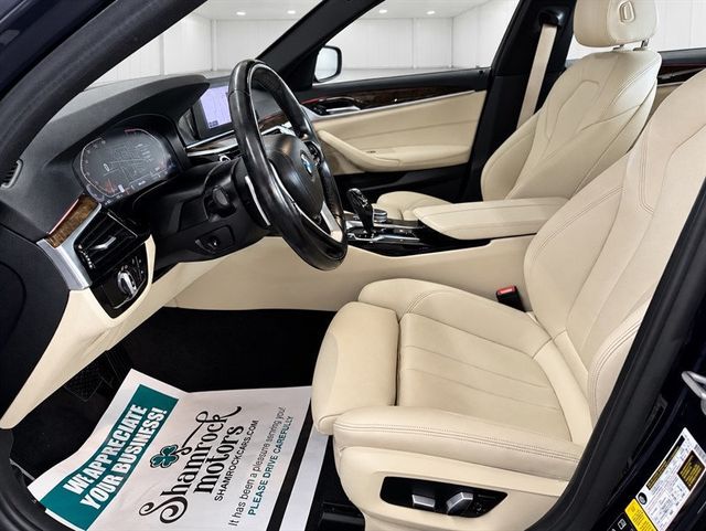 2020 BMW 5 Series 530i xDrive - 23088255 - 14