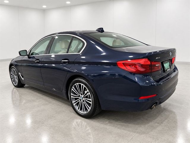 2020 BMW 5 Series 530i xDrive - 23088255 - 4