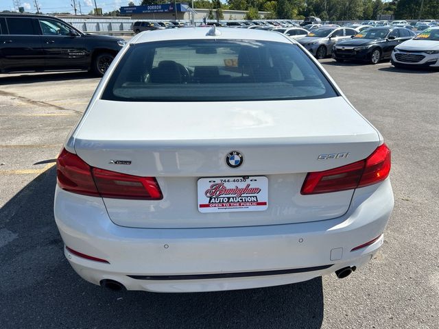 2020 BMW 5 Series 530i xDrive - 23074214 - 4