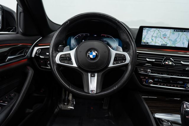 2020 BMW 5 Series 530i xDrive - 22407256 - 16