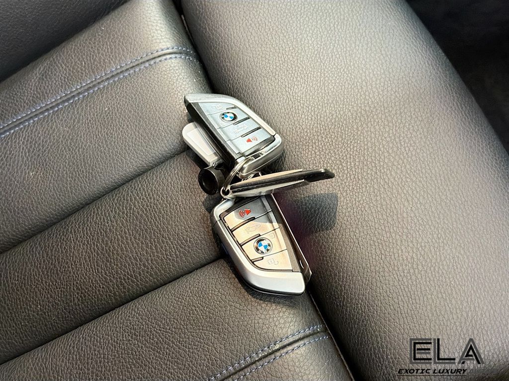 2020 BMW 5 Series 540i - 23000384 - 35