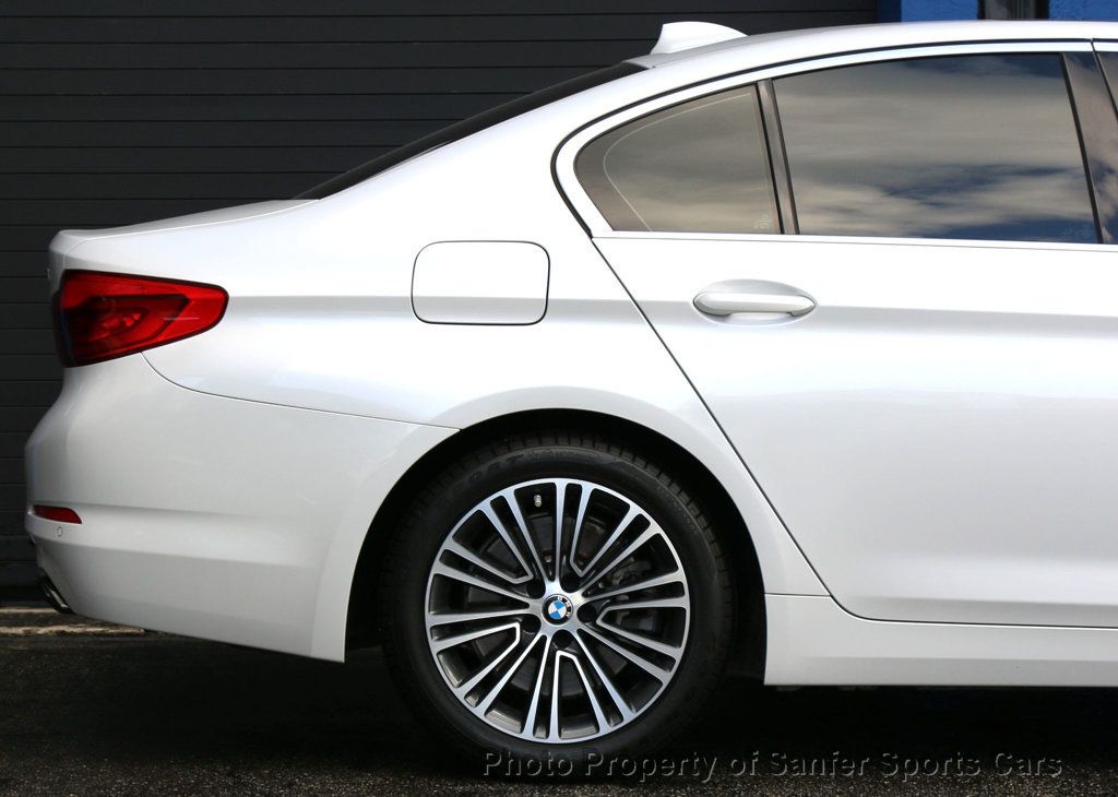 2020 BMW 5 Series 540i - 22371677 - 15