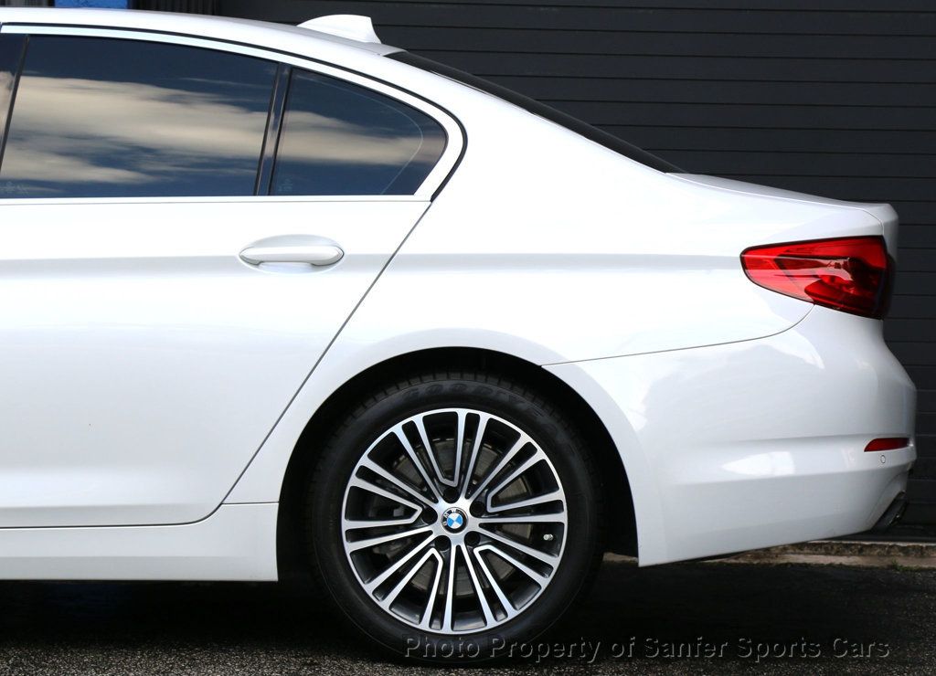 2020 BMW 5 Series 540i - 22371677 - 16