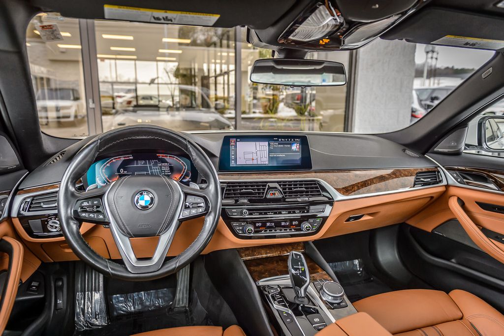 2020 BMW 5 Series 540i - WHITE ON BROWN - NAV - MOONROOF - BLUETOOTH - BEAUTIFUL - 22981557 - 23