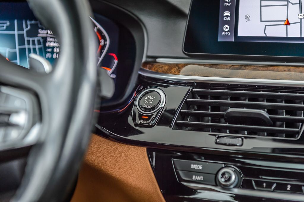 2020 BMW 5 Series 540i - WHITE ON BROWN - NAV - MOONROOF - BLUETOOTH - BEAUTIFUL - 22981557 - 33