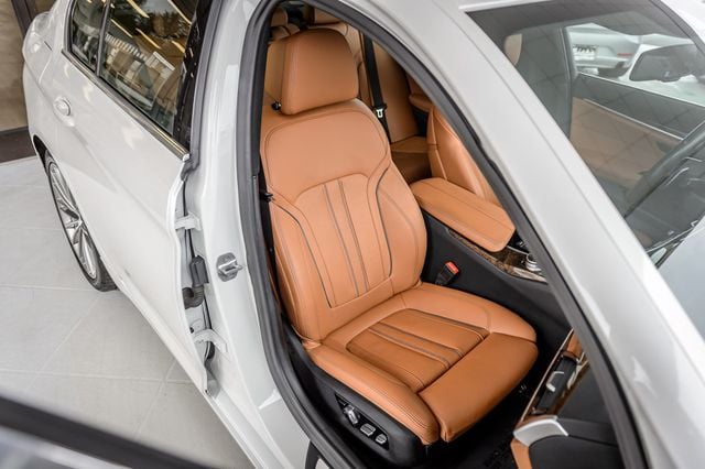 2020 BMW 5 Series 540i - WHITE ON BROWN - NAV - MOONROOF - BLUETOOTH - BEAUTIFUL - 22981557 - 45